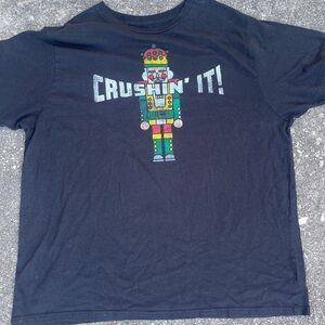 Classic Holiday Shirt ! 🌐